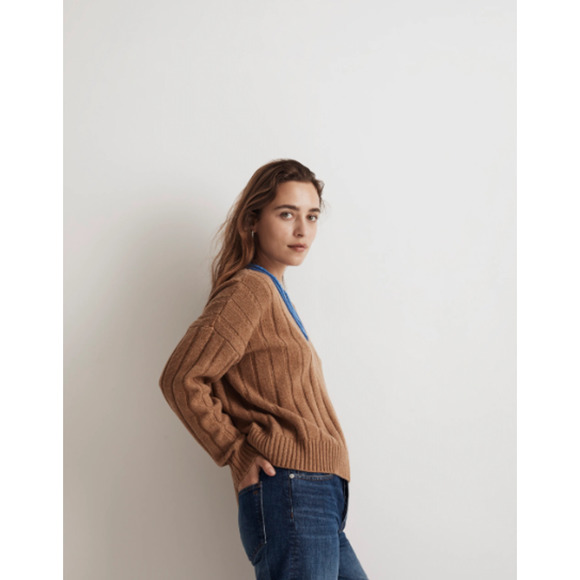 NEW Madewell Tipped Forrest V-Neck Sweater Heather Caramel Women's Size Small - Picture 3 of 8